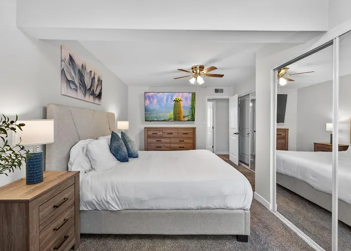 Modern With Hot Tub And Pool * Phoenix